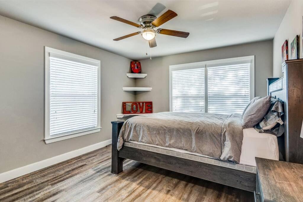 Cozy Haus Relaxing 'home Base' Wifi Location Close To Town And Rivers, Schlitterbahn, Gruene *