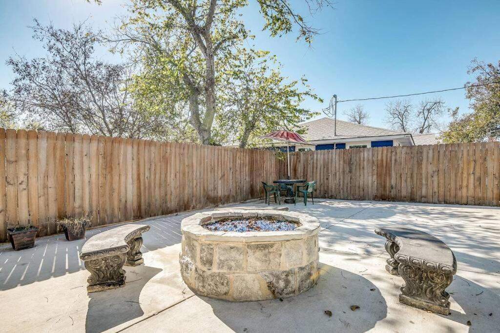 Cozy Haus Relaxing 'home Base' Wifi Location Close To Town And Rivers, Schlitterbahn, Gruene